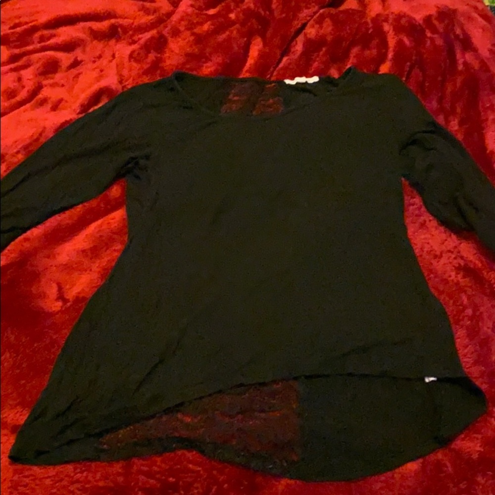 Black shirt